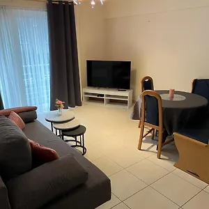  Appartement Residentie Cappuccino -- In Stad Vlakbij Strand